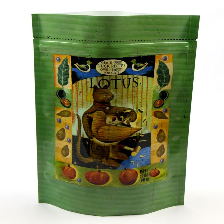 کیسه غذای گربه ایستاده